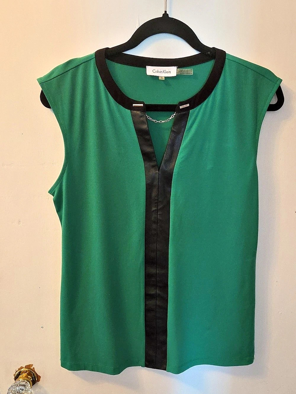 Calvin Klein Green & Black Blouse Size Medium Like New